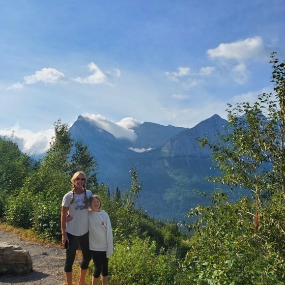 Meet your Posher, Lisa - Picture 3 of 8